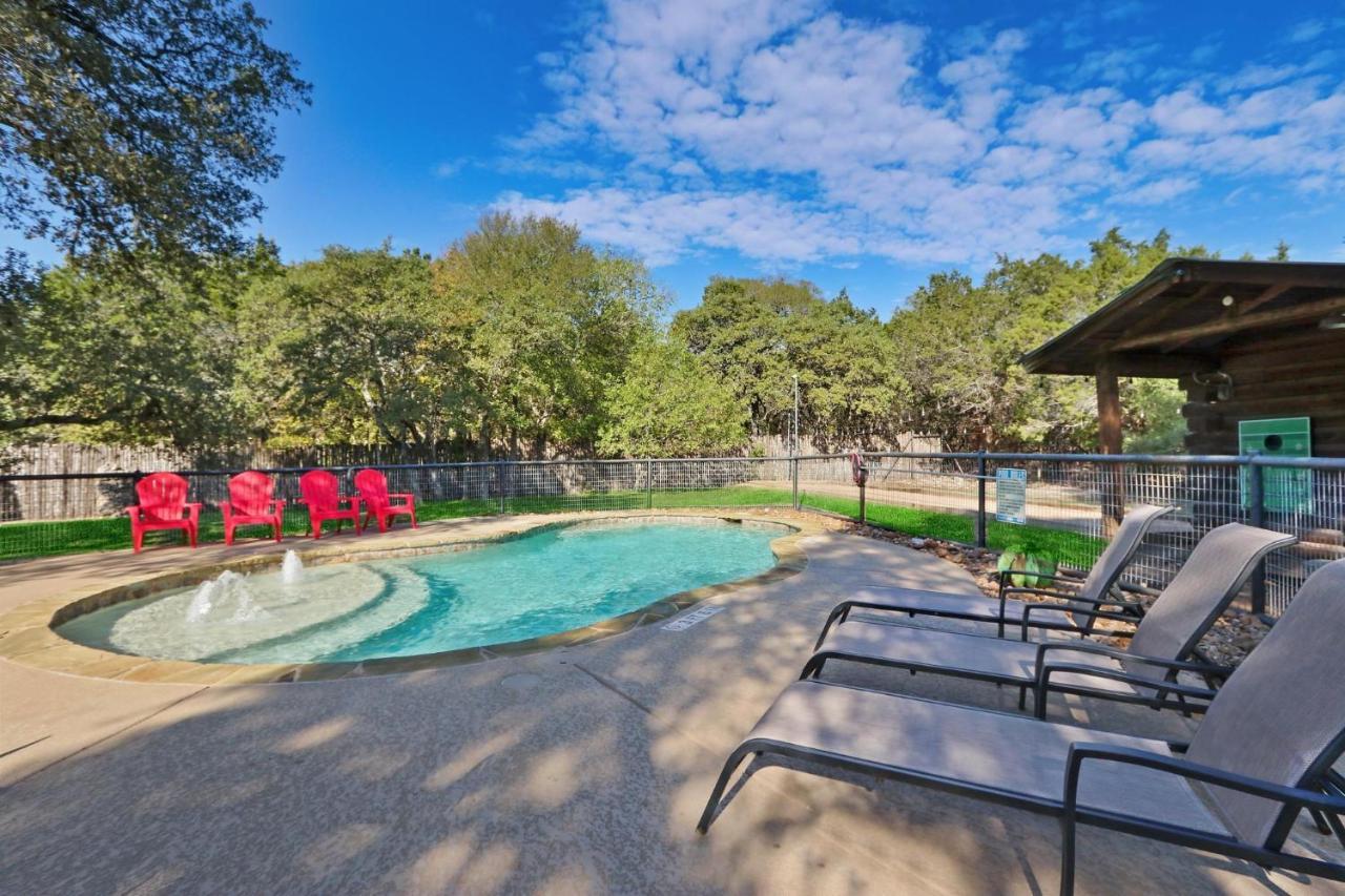 Wimberley Log Cabins Resort And Suites- Unit 2 Экстерьер фото